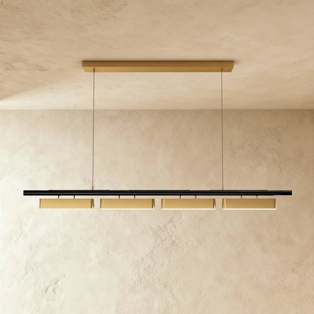 Munira Chandelier